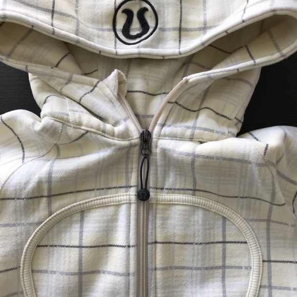 Lululemon Scuba Hoodie (worn once - like new) - Picture 3 of 5